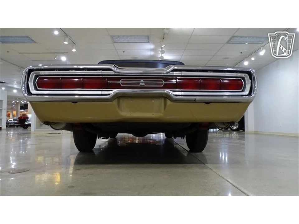 1966 Ford Thunderbird 4th Gen - Image 13 of 31