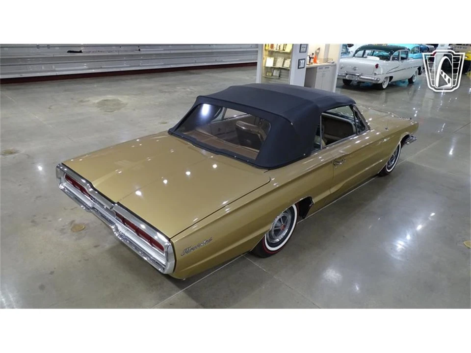 1966 Ford Thunderbird 4th Gen - Image 14 of 31