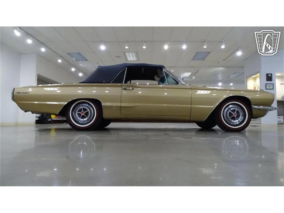 1966 Ford Thunderbird 4th Gen - Image 19 of 31