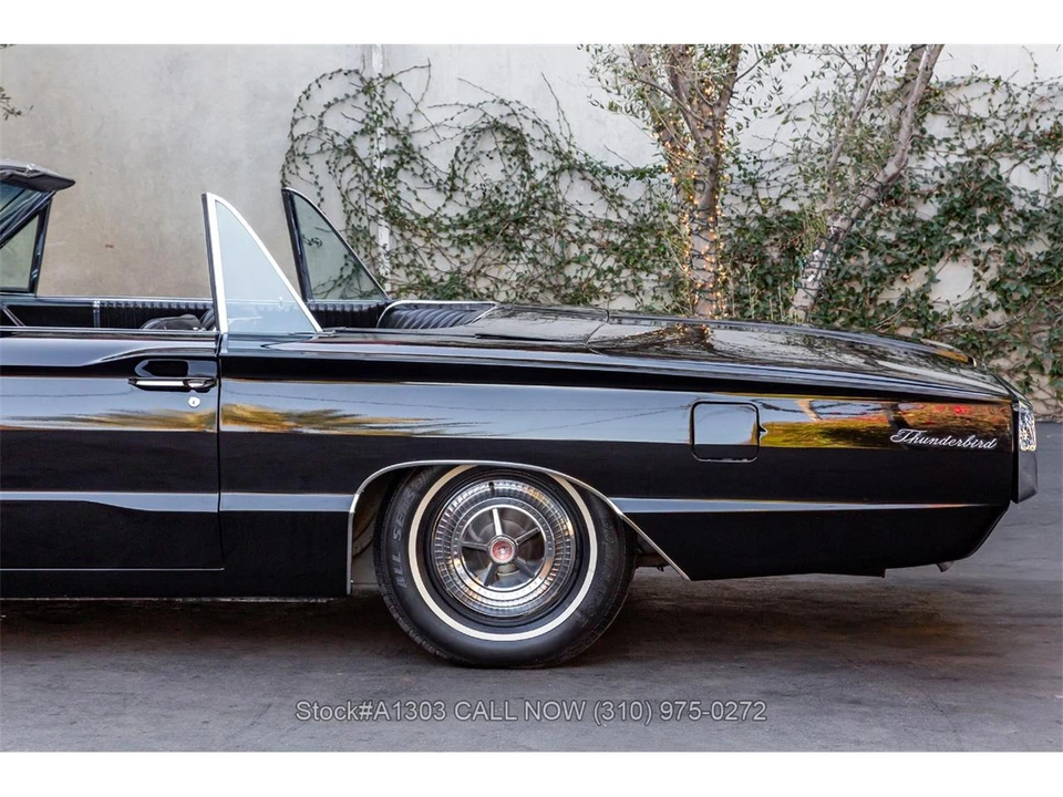 1966 Ford Thunderbird 4th Gen - Image 18 of 31