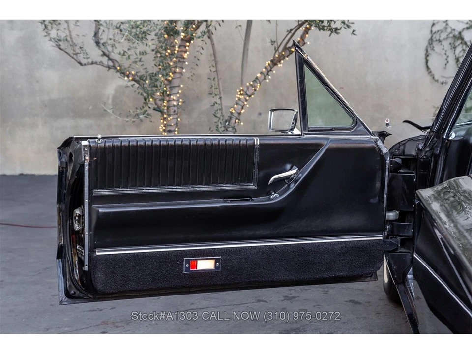 1966 Ford Thunderbird 4th Gen - Image 19 of 31