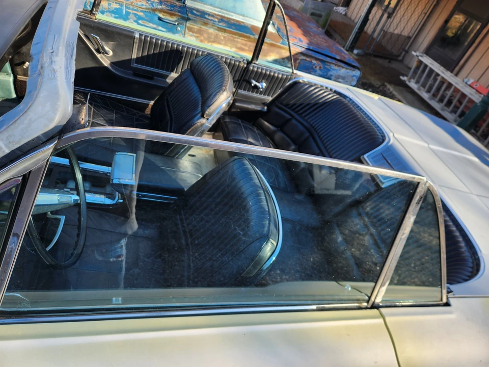 1966 Ford Thunderbird 4th Gen - Image 10 of 15
