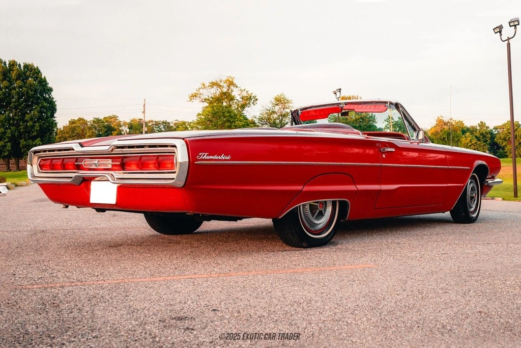 1966 Ford Thunderbird 4th Gen - Image 7 of 12