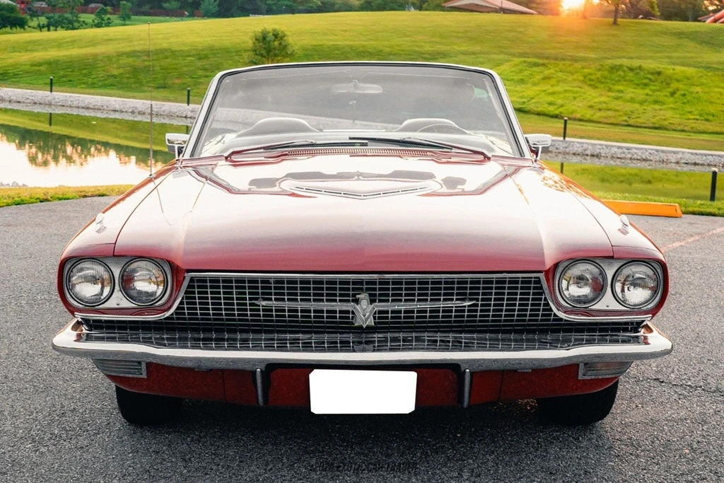 1966 Ford Thunderbird 4th Gen - Image 11 of 12