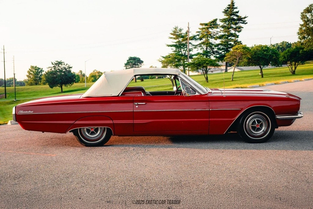 1966 Ford Thunderbird 4th Gen - Image 8 of 12