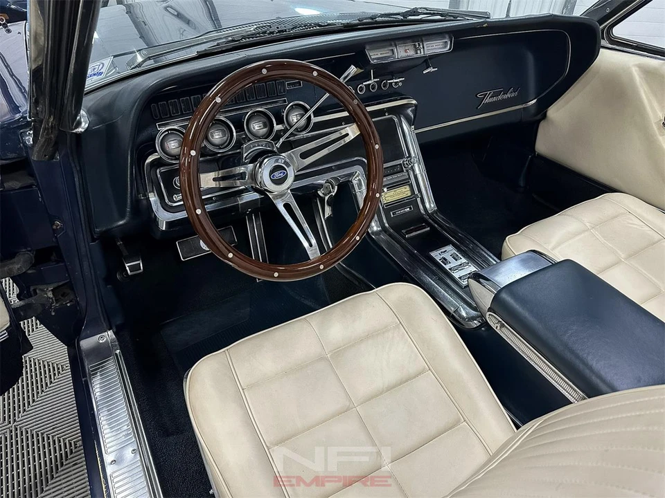1966 Ford Thunderbird 4th Gen - Image 19 of 31