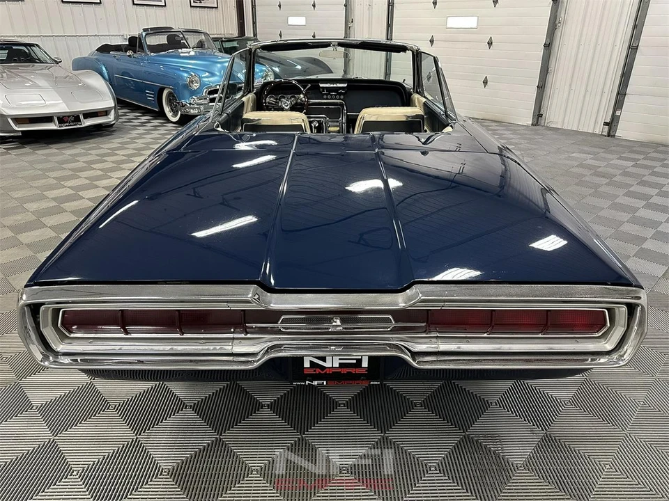 1966 Ford Thunderbird 4th Gen - Image 16 of 31