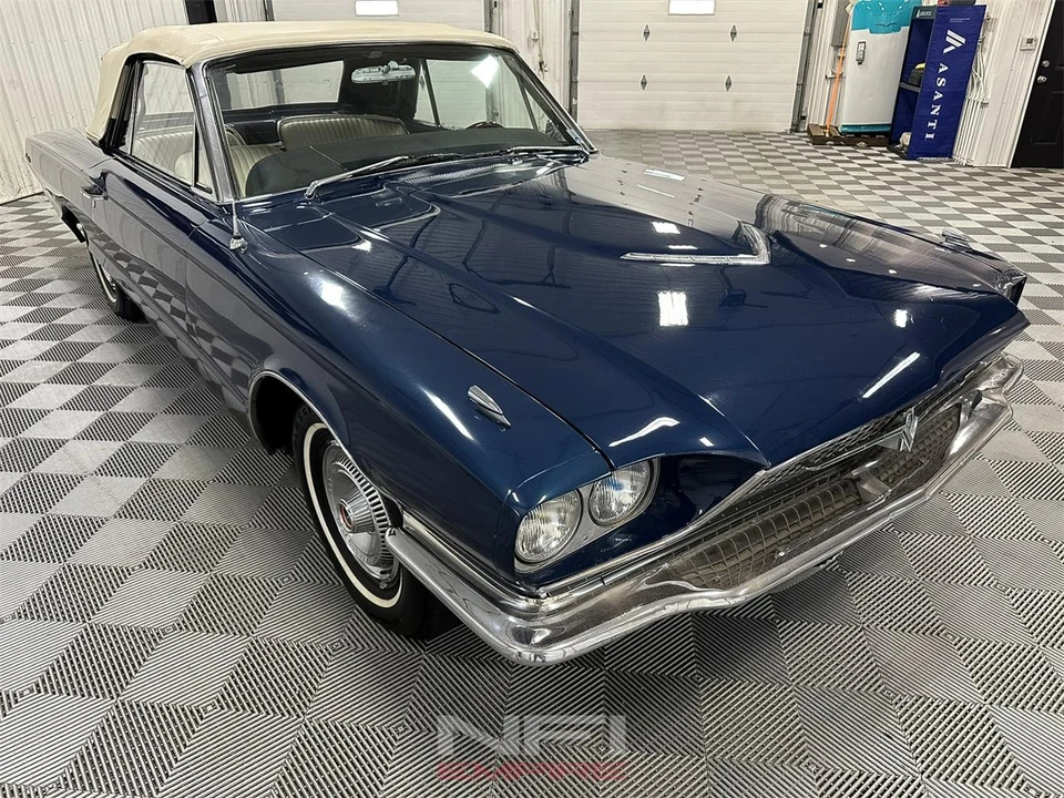 1966 Ford Thunderbird 4th Gen - Image 10 of 31