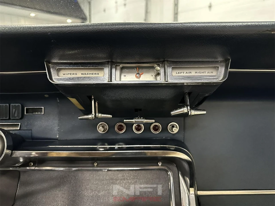 1966 Ford Thunderbird 4th Gen - Image 27 of 31