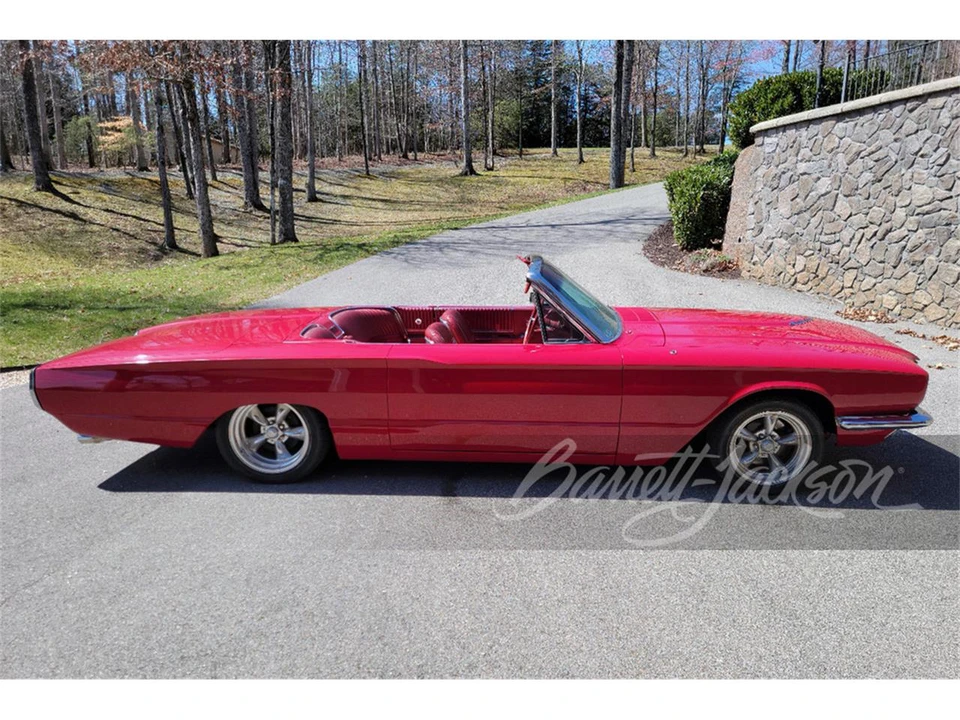 1966 Ford Thunderbird 4th Gen - Image 2 of 5