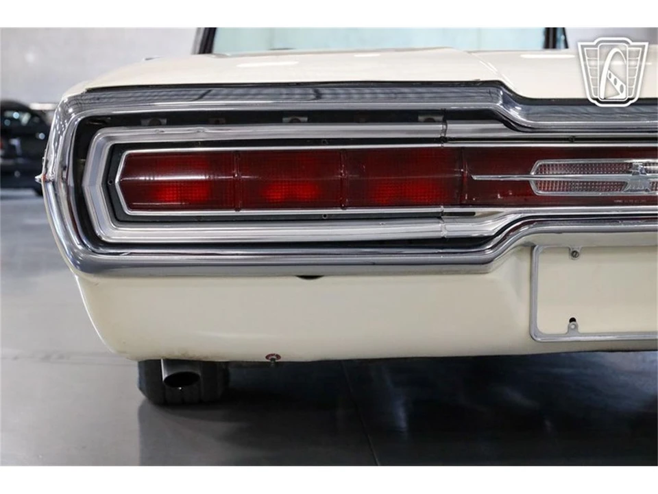 1966 Ford Thunderbird 4th Gen - Image 27 of 31