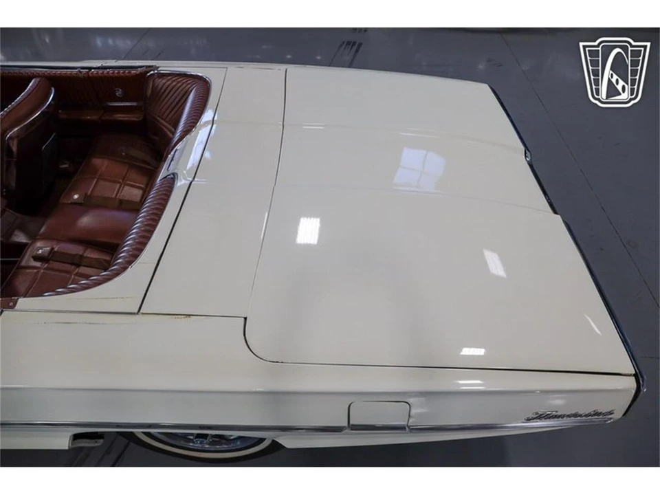 1966 Ford Thunderbird 4th Gen - Image 18 of 31