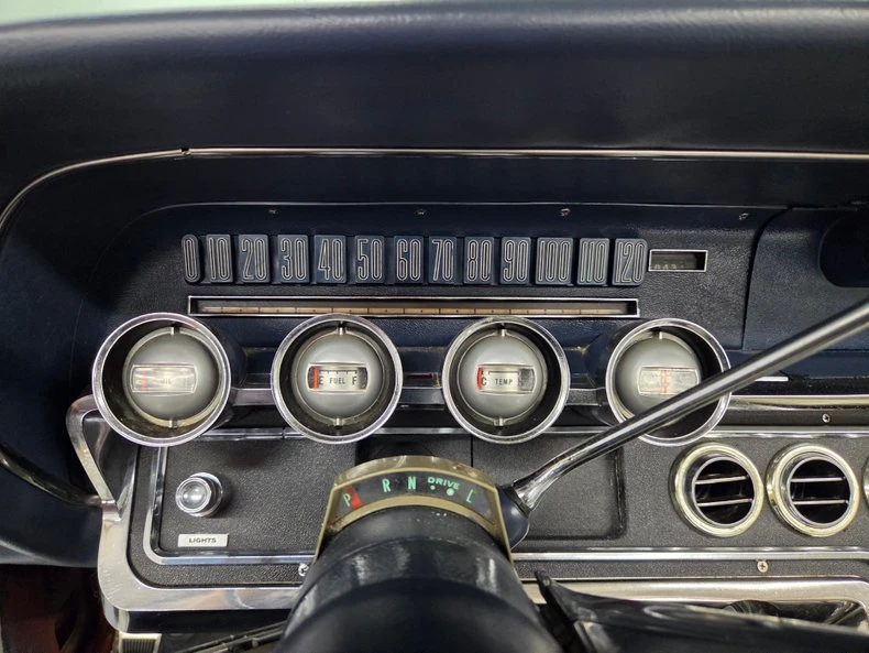 1966 Ford Thunderbird 4th Gen - Image 28 of 31