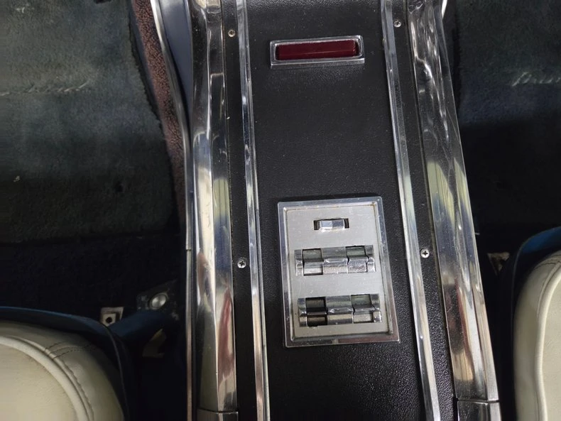 1966 Ford Thunderbird 4th Gen - Image 30 of 31