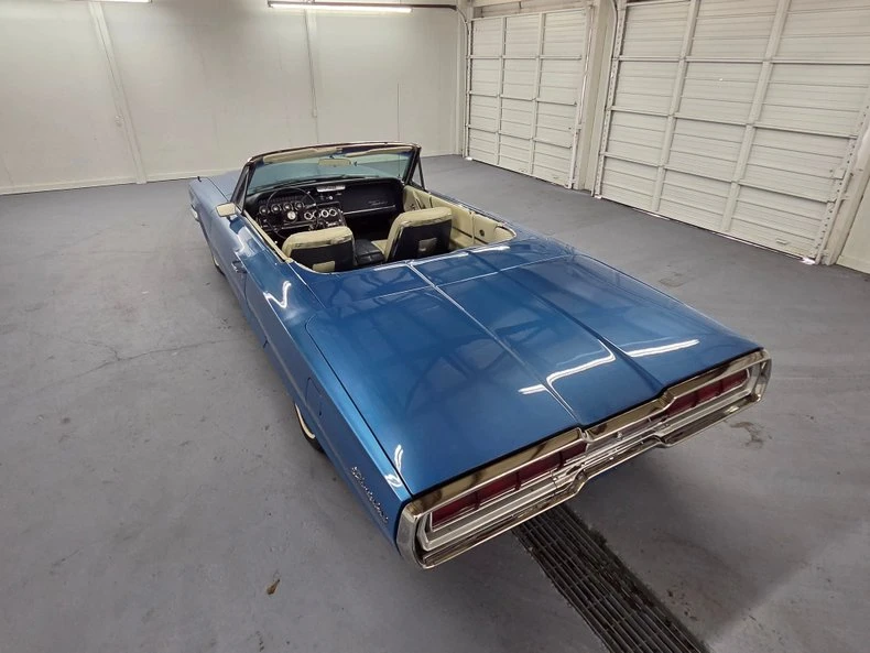 1966 Ford Thunderbird 4th Gen - Image 15 of 31