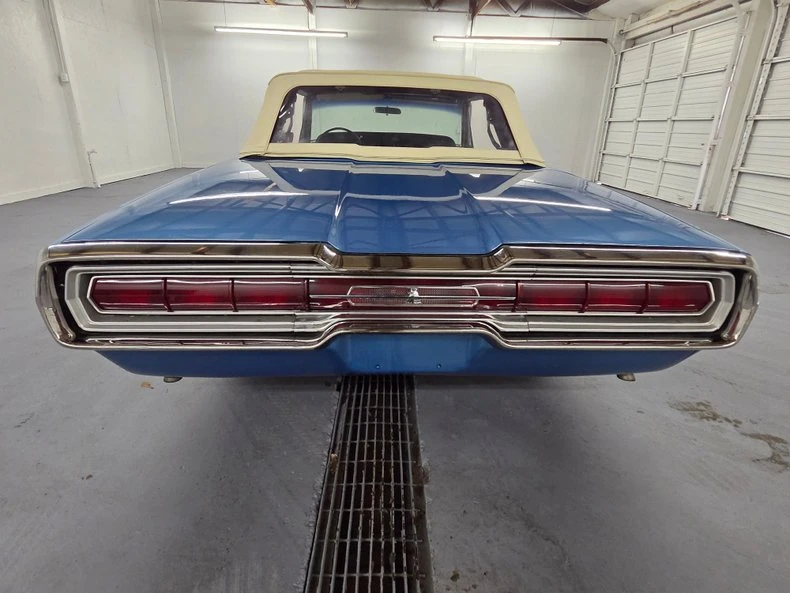 1966 Ford Thunderbird 4th Gen - Image 17 of 31