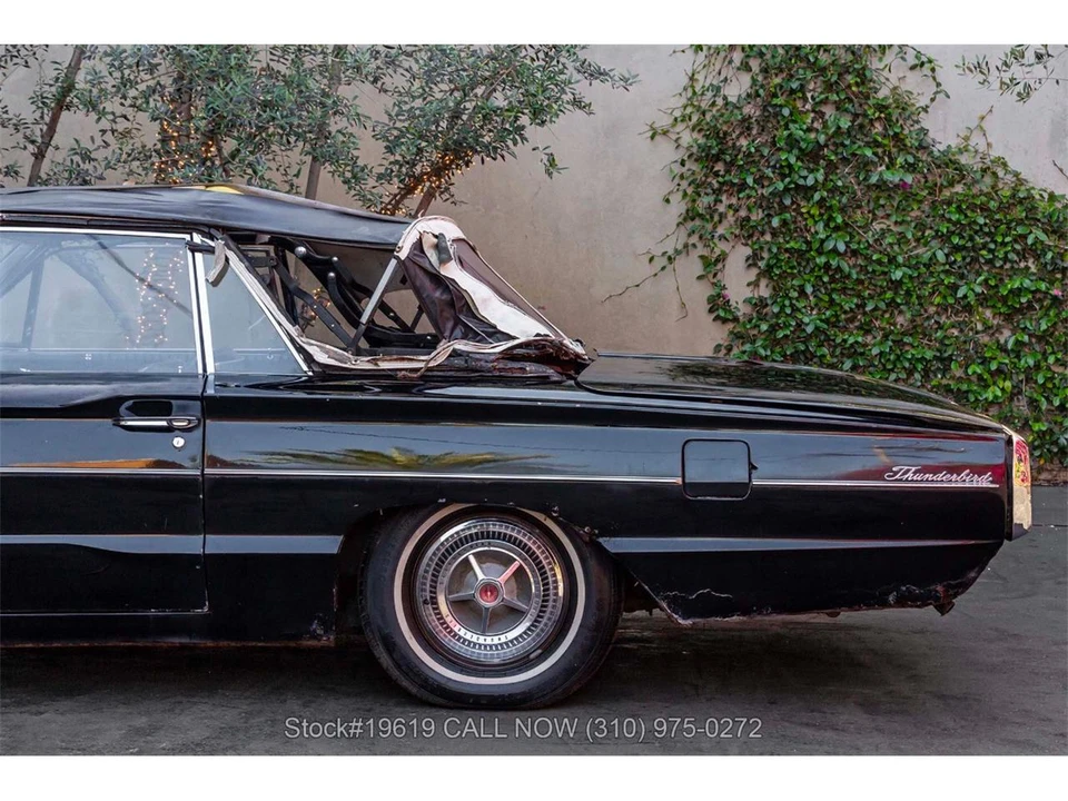 1966 Ford Thunderbird 4th Gen - Image 12 of 31