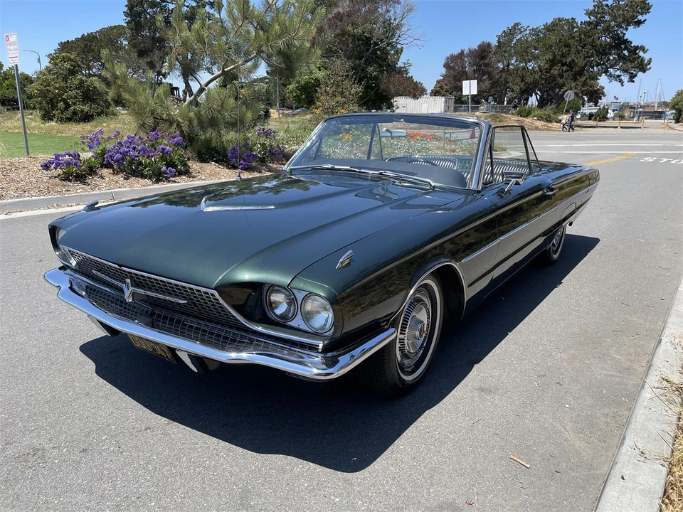 1966 Ford Thunderbird 4th Gen - Image 7 of 31