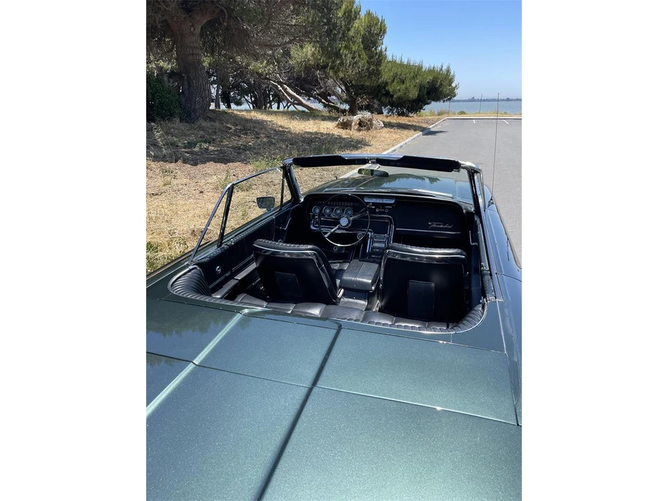1966 Ford Thunderbird 4th Gen - Image 21 of 31