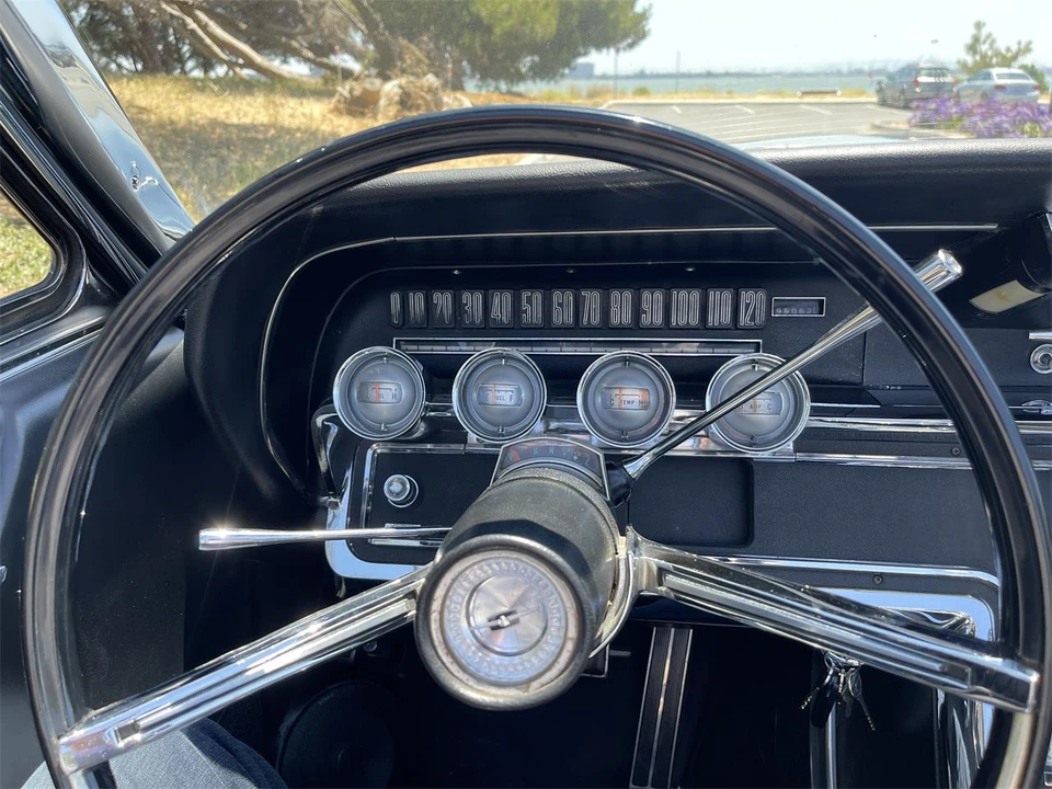 1966 Ford Thunderbird 4th Gen - Image 14 of 31
