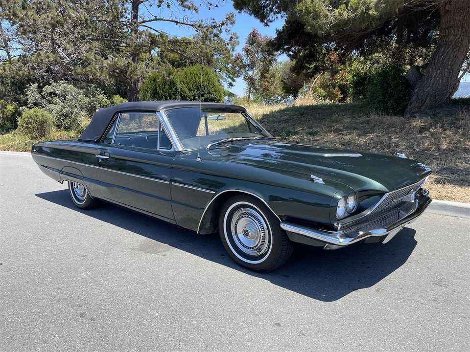 1966 Ford Thunderbird 4th Gen - Image 3 of 31