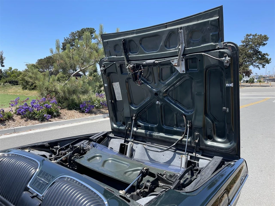1966 Ford Thunderbird 4th Gen - Image 22 of 31