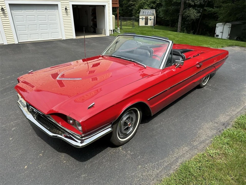 1966 Ford Thunderbird 4th Gen - Image 13 of 31