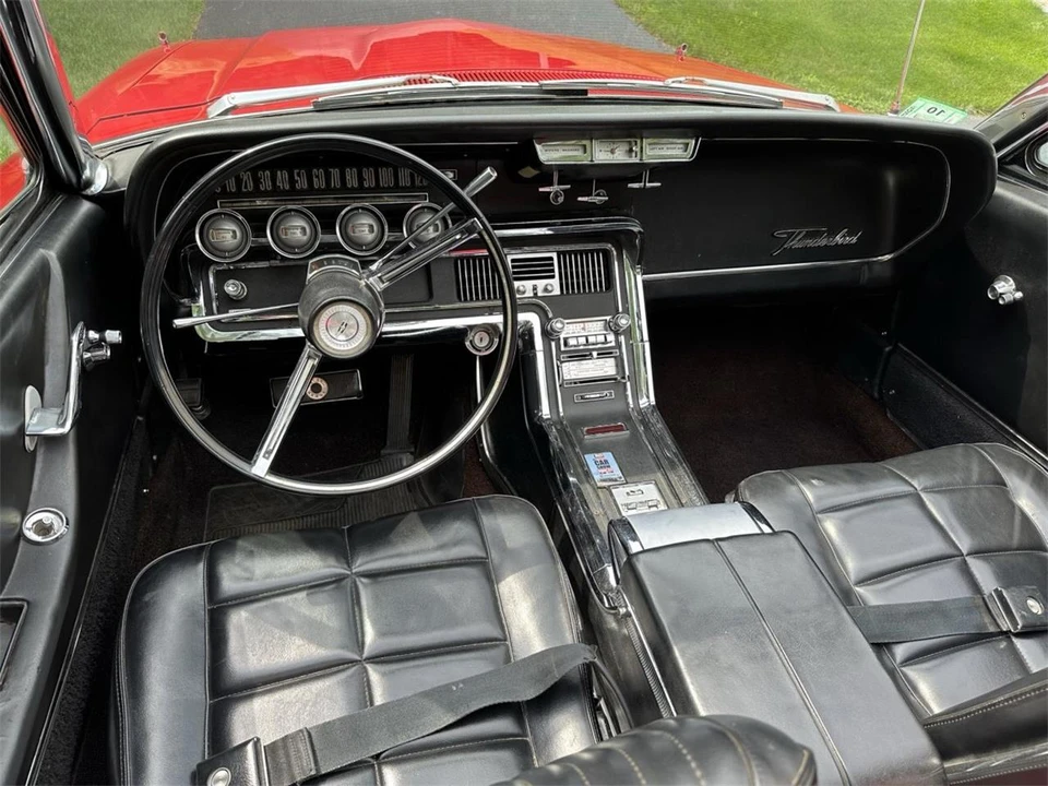 1966 Ford Thunderbird 4th Gen - Image 26 of 31