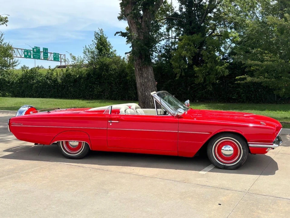 1966 Ford Thunderbird 4th Gen - Image 7 of 31