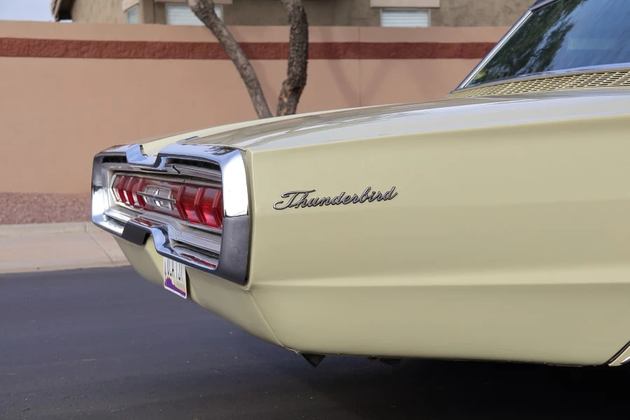 1966 Ford Thunderbird 4th Gen - Image 8 of 30