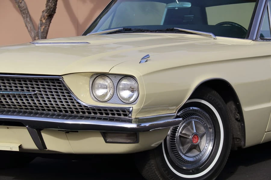 1966 Ford Thunderbird 4th Gen - Image 10 of 30