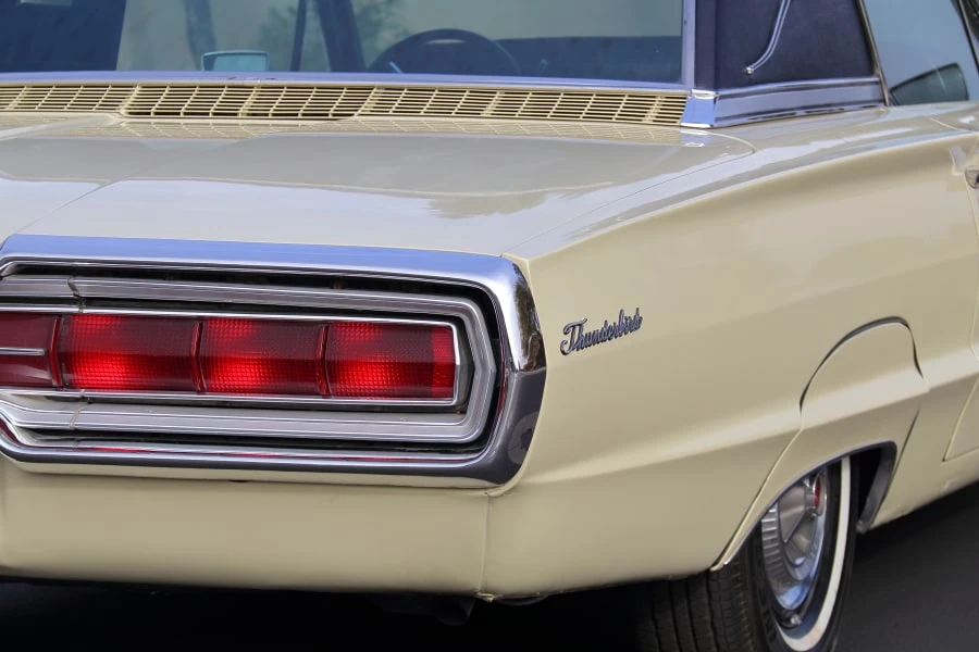 1966 Ford Thunderbird 4th Gen - Image 9 of 30
