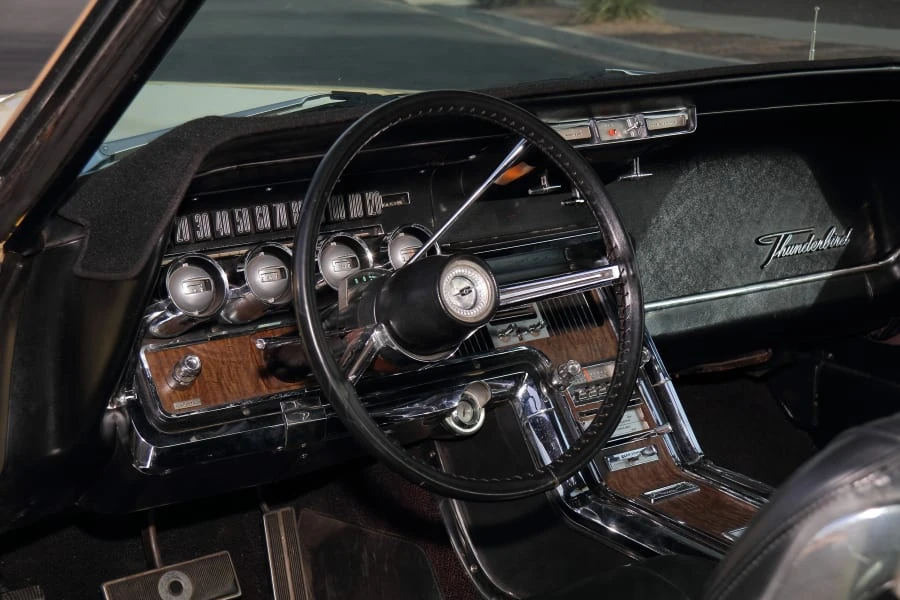 1966 Ford Thunderbird 4th Gen - Image 18 of 30