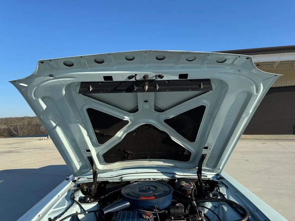 1966 Ford Thunderbird 4th Gen - Image 30 of 31