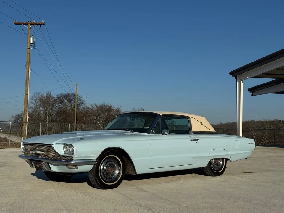 1966 Ford Thunderbird 4th Gen - Image 15 of 31