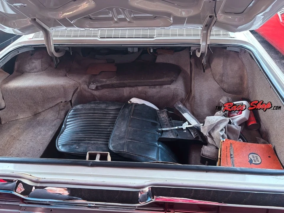 1966 Ford Thunderbird 3rd Gen - Image 16 of 21