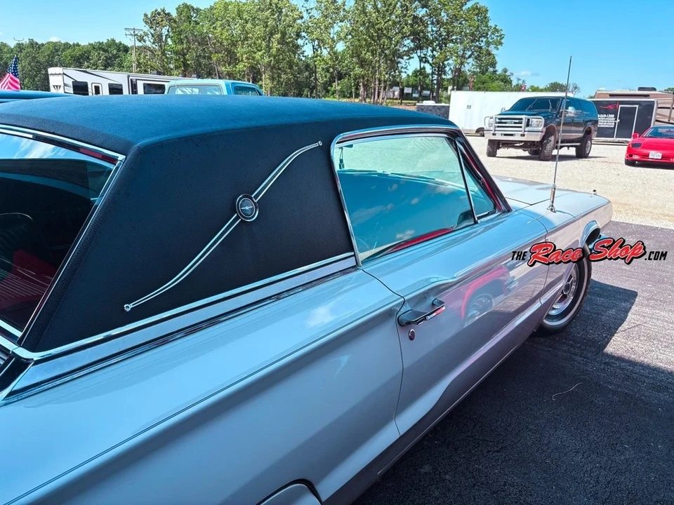 1966 Ford Thunderbird 3rd Gen - Image 14 of 21