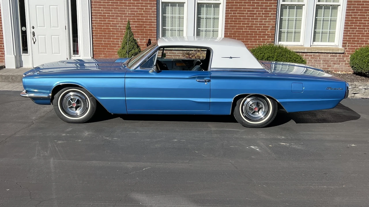 1966 Ford Thunderbird 4th Gen - Image 2 of 10