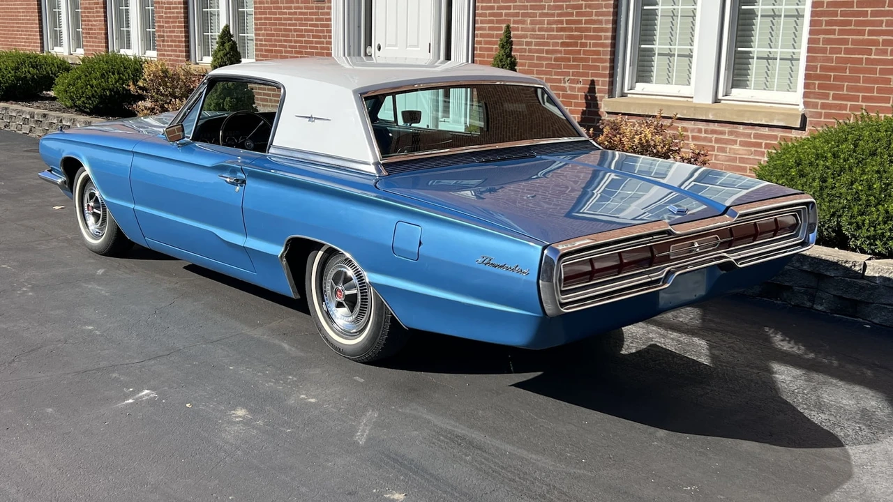 1966 Ford Thunderbird 4th Gen - Image 3 of 10