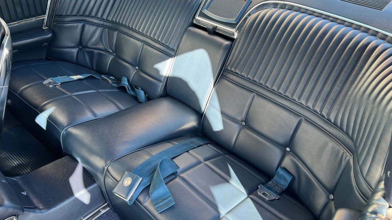 1966 Ford Thunderbird 4th Gen - Image 5 of 10