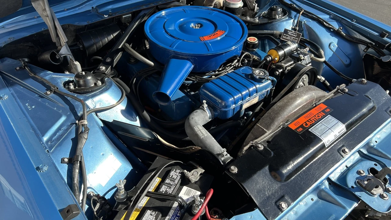 1966 Ford Thunderbird 4th Gen - Image 9 of 10
