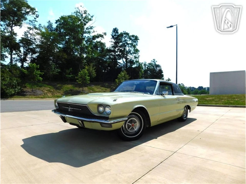 1966 Ford Thunderbird 4th Gen - Image 2 of 31