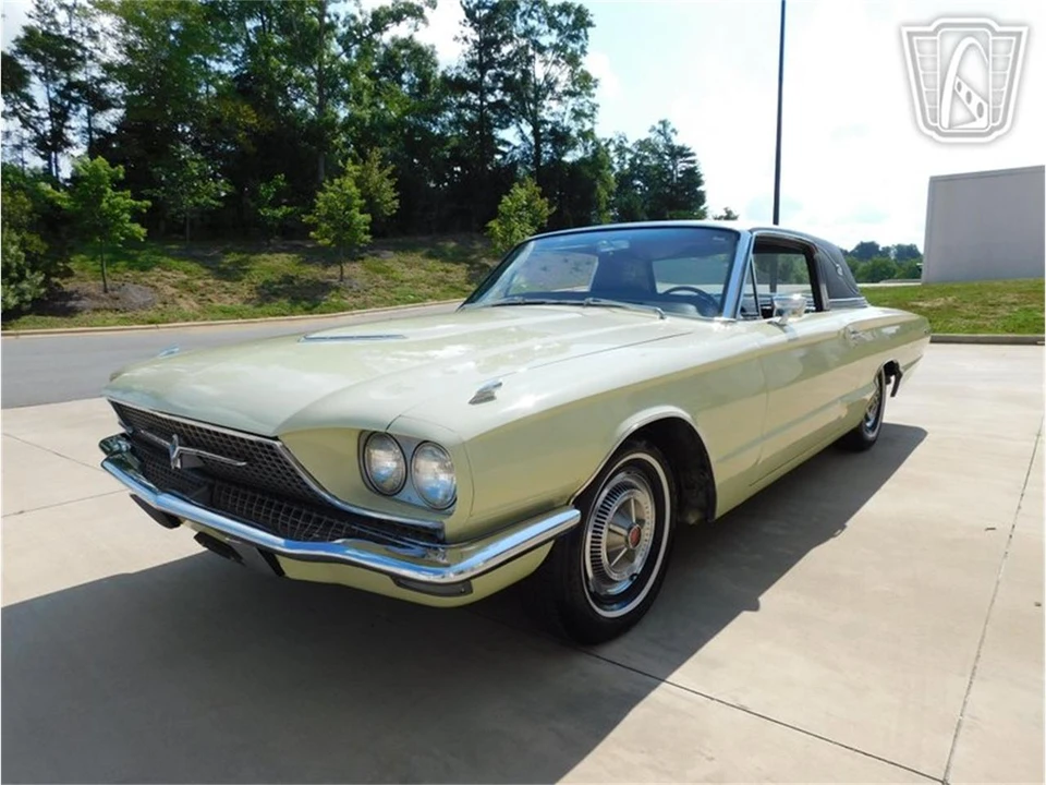 1966 Ford Thunderbird 4th Gen - Image 7 of 31