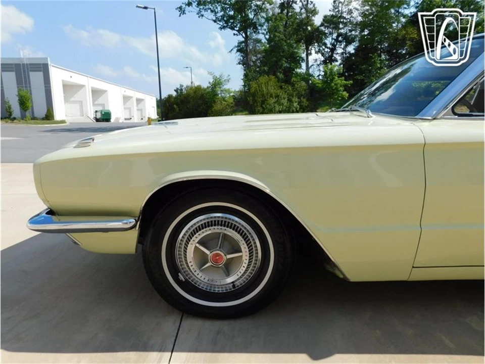 1966 Ford Thunderbird 4th Gen - Image 10 of 31