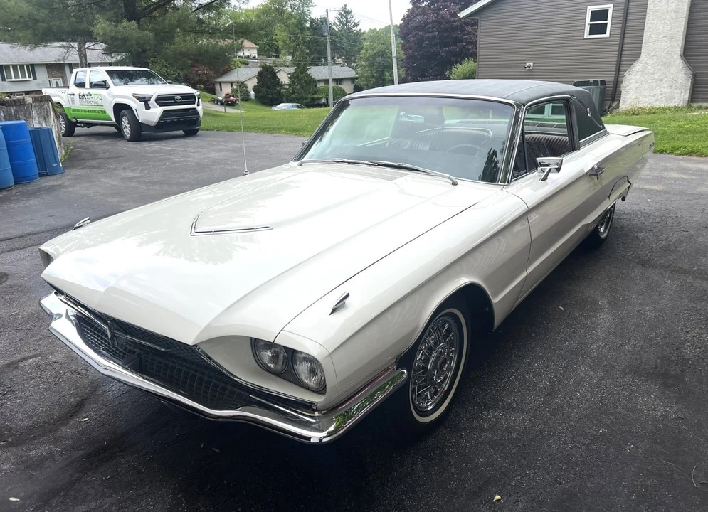 1966 Ford Thunderbird 4th Gen - Image 4 of 31