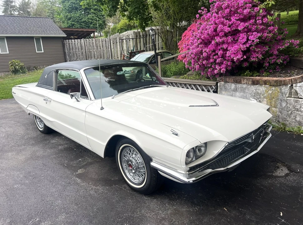 1966 Ford Thunderbird 4th Gen - Image 2 of 31