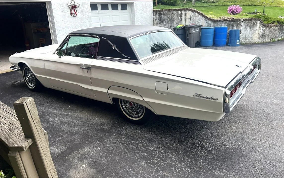 1966 Ford Thunderbird 4th Gen - Image 7 of 31