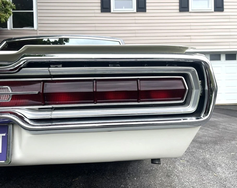 1966 Ford Thunderbird 4th Gen - Image 18 of 31