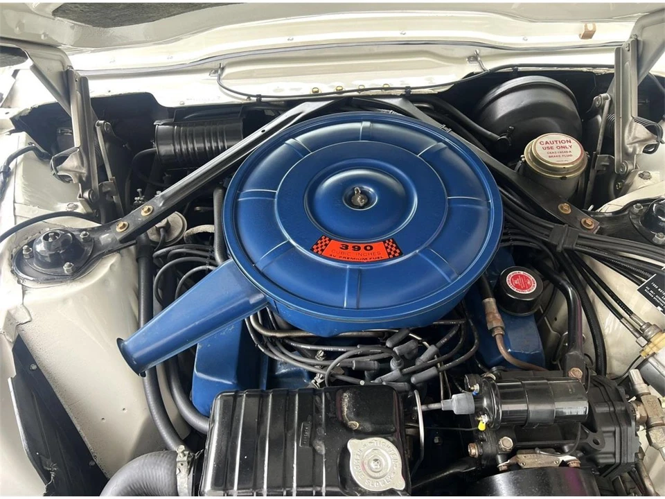 1966 Ford Thunderbird 4th Gen - Image 26 of 31