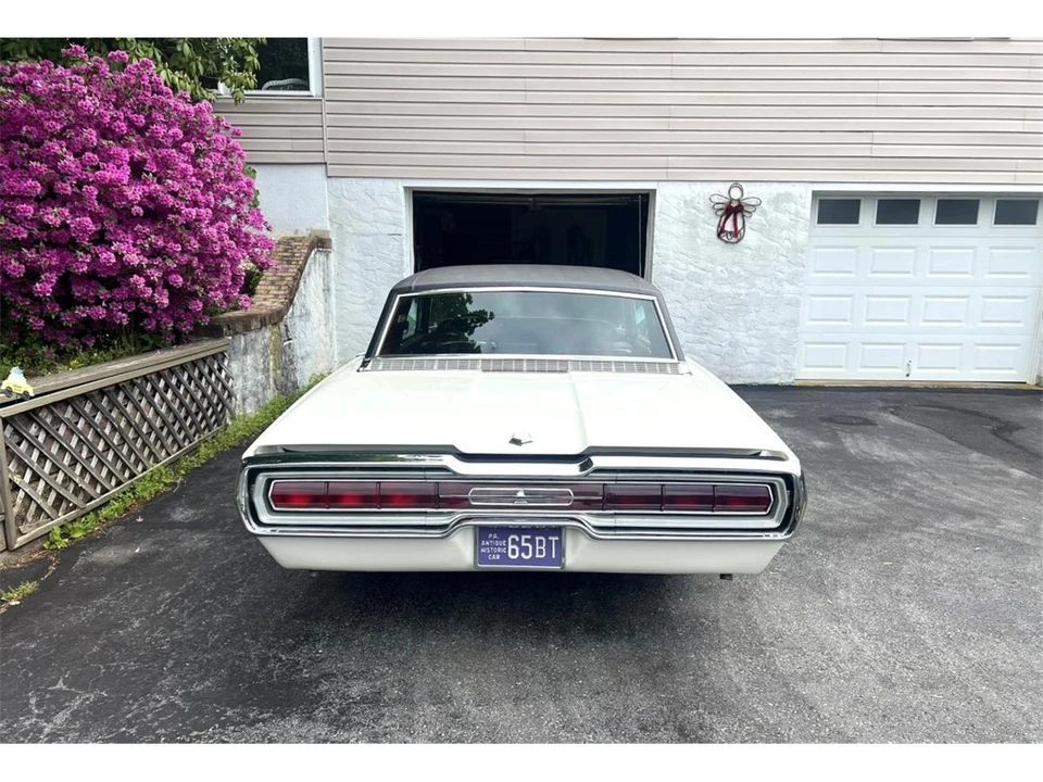 1966 Ford Thunderbird 4th Gen - Image 8 of 31